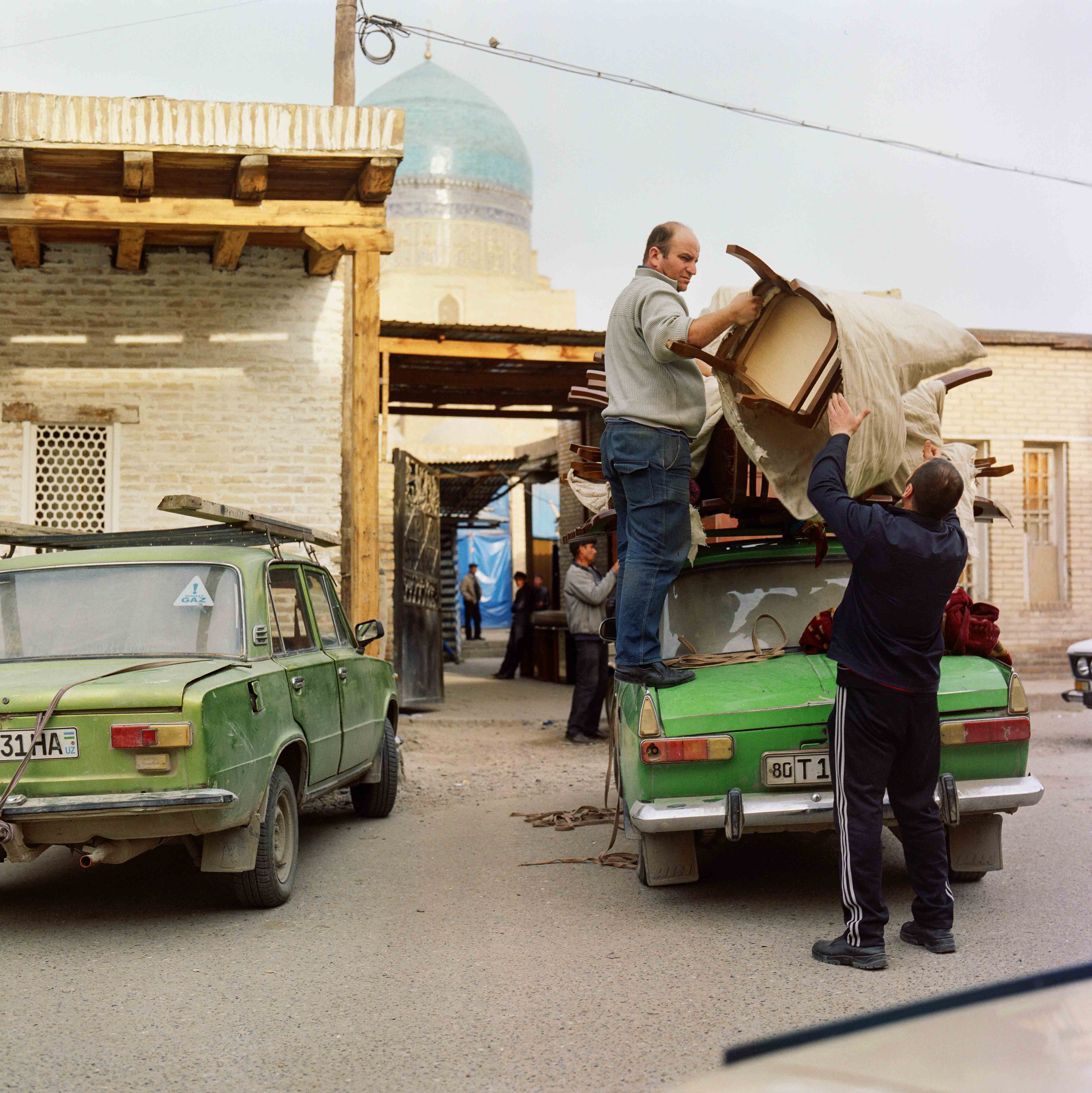 Umzug Buchara Usbekistan Lada