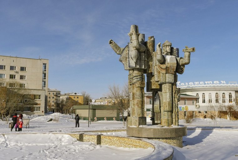 Zelinograd 25 Stepnogor Kasachstan Denkmal