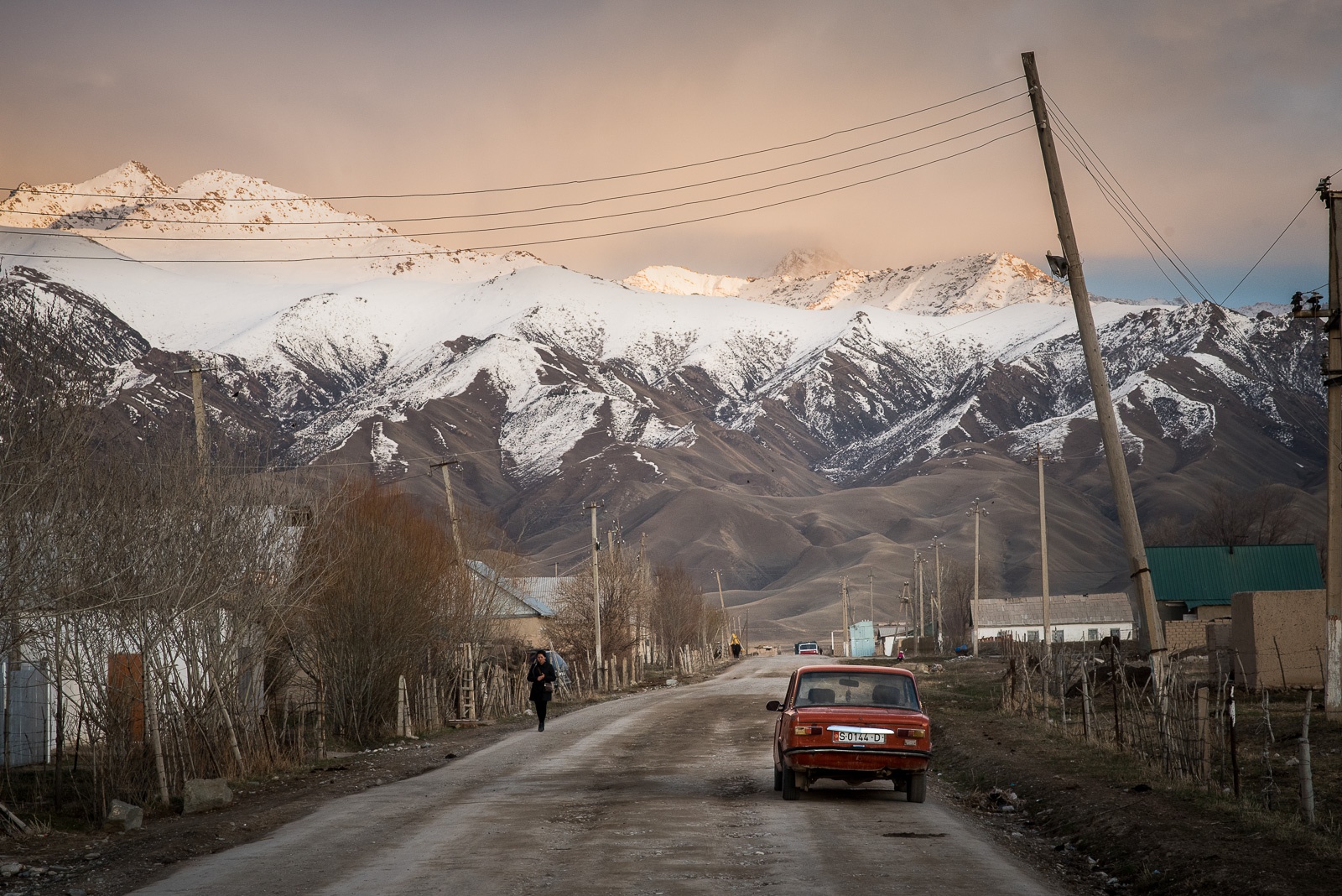 Kyzyl Tuu Dorf Berge Kirgistan