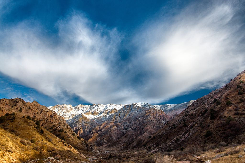 Tschimgan Kamm Gipfel Usbekistan Bild des Tages