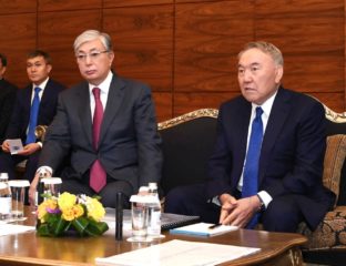 Kassym-Dschomart Tokajew und Nursultan Nasarbajew