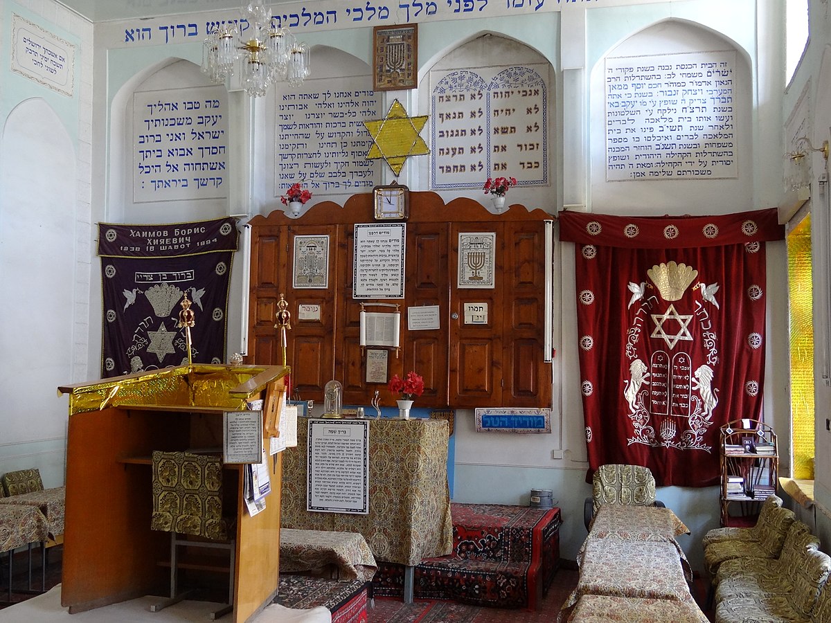 Im Inneren der Synagoge von Buchara