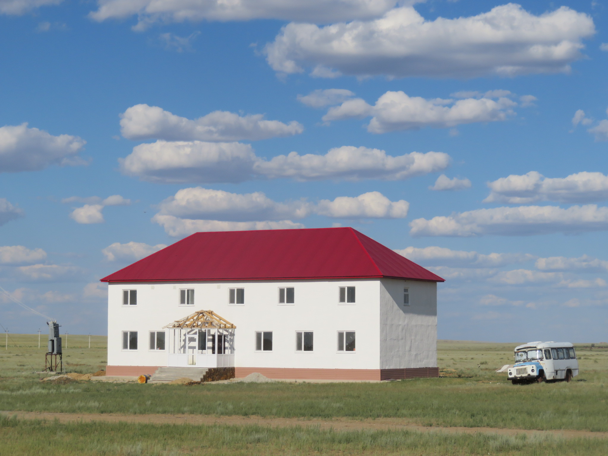 Ein Haus zwischen Yrghyz und Aqtöbe