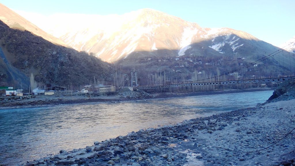 Qalaikhum Nusay of Darwaz Brücke