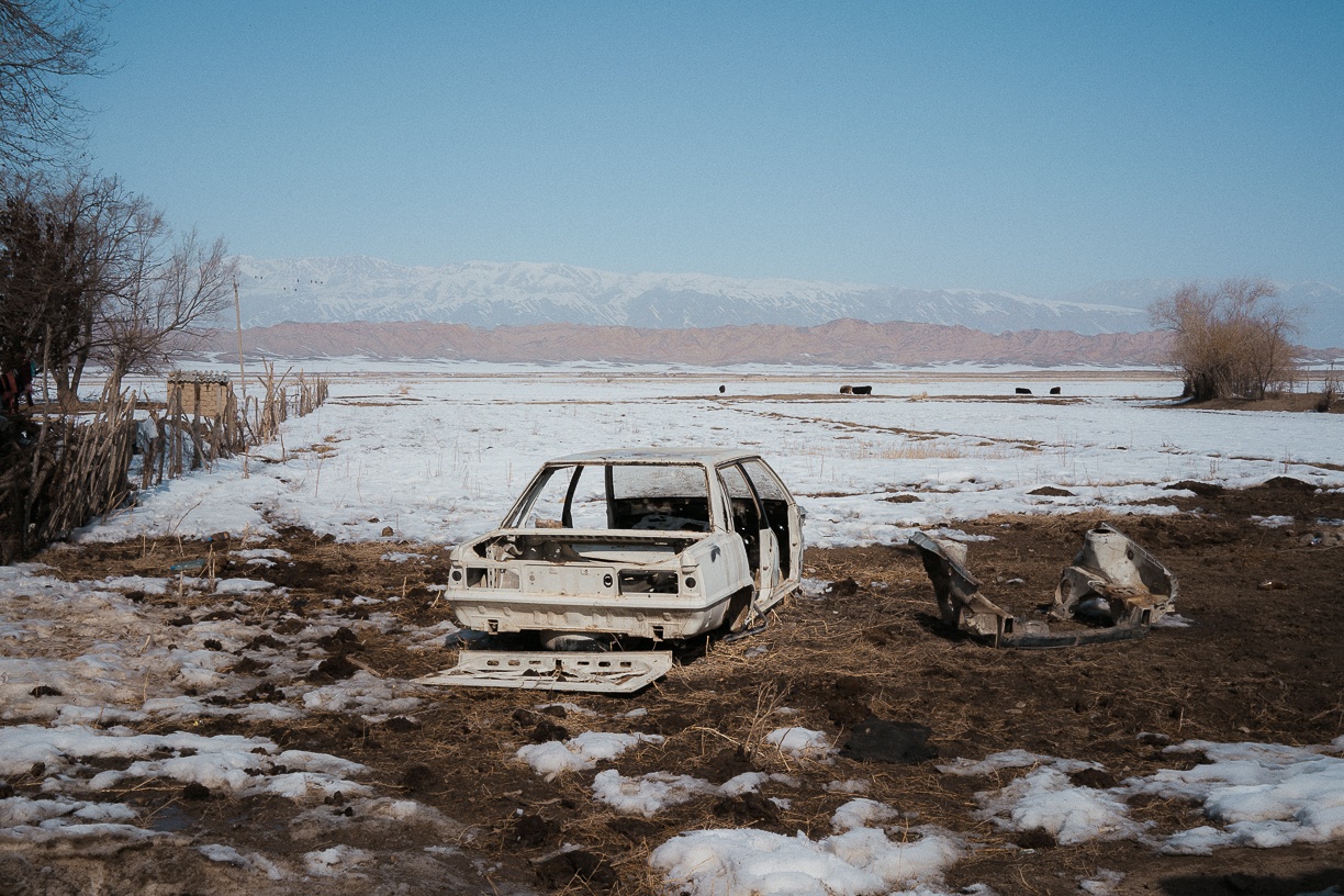 Ak-Talaa Kirgistan Auto Schnee