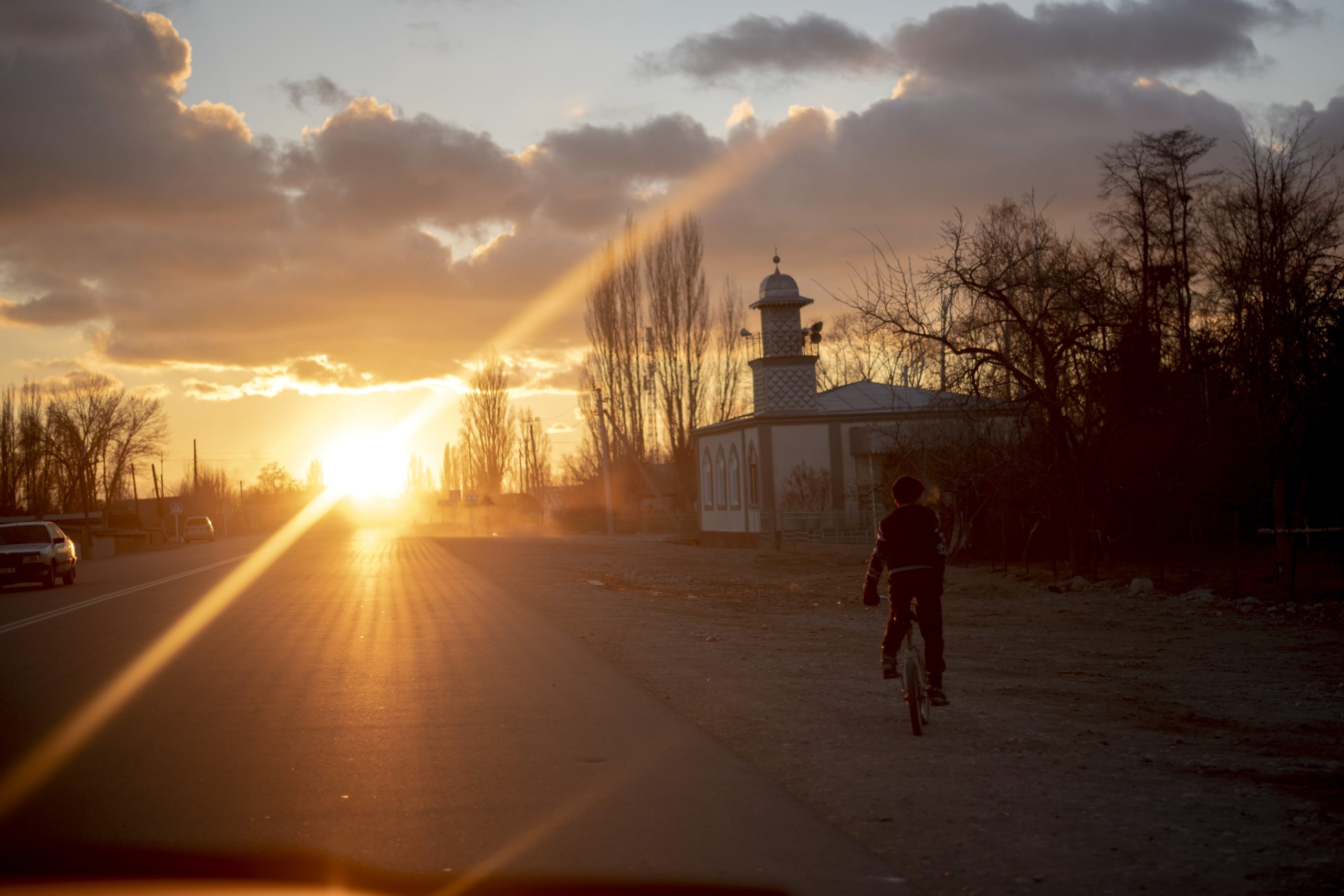 Irina Unruh Sonnenuntergang Fahrrad Karakol Kirgistan