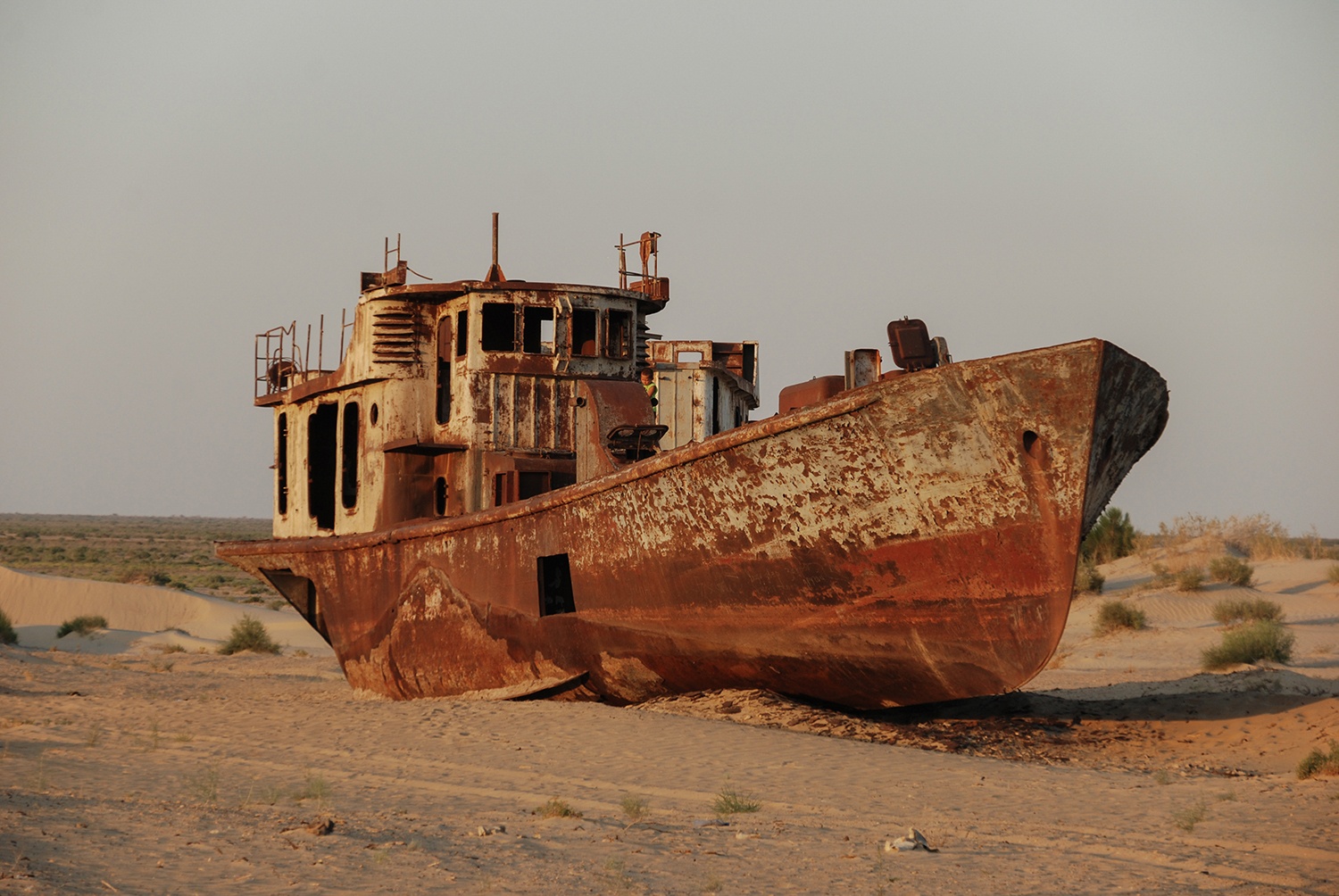 Bild des Tages Usbekistan Moynaq Aralkum Wüste Fischerboote