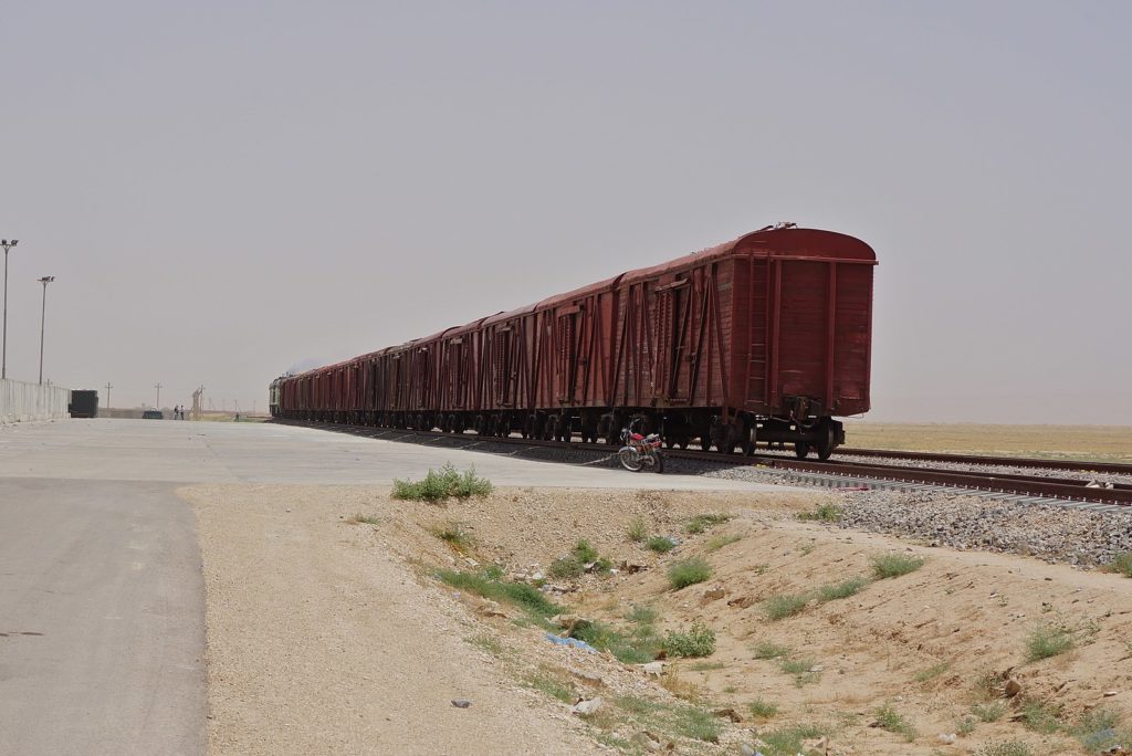 Ein Güterzug in Afghanistan. Illustration : Julian-G. Albert / Wikimedia.