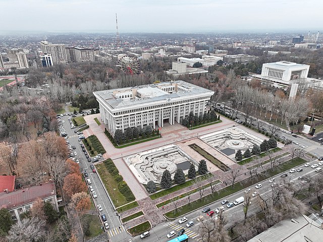 Parlamentsgebäude Bischkek