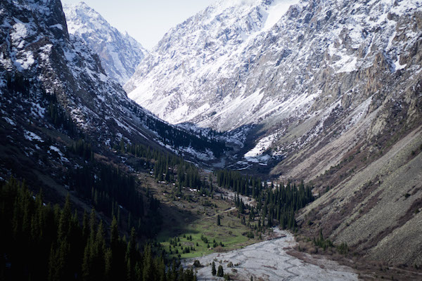 Ratsek Hütte Ala Archa Wandern Kirgistan