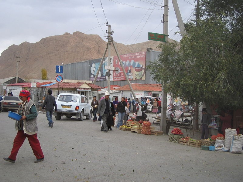 Ein Markt in Naryn, Kirgisistan