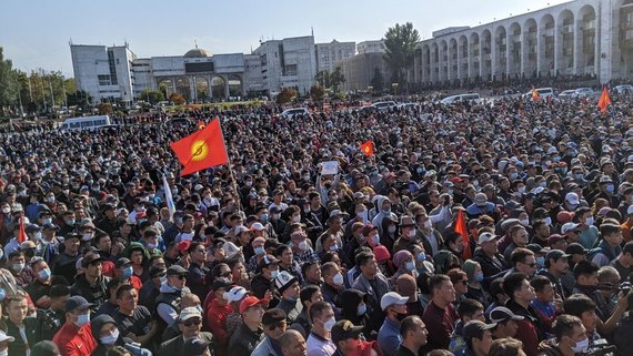 Crowd gathered in Bishkek to protest results of the parliamentary elections 