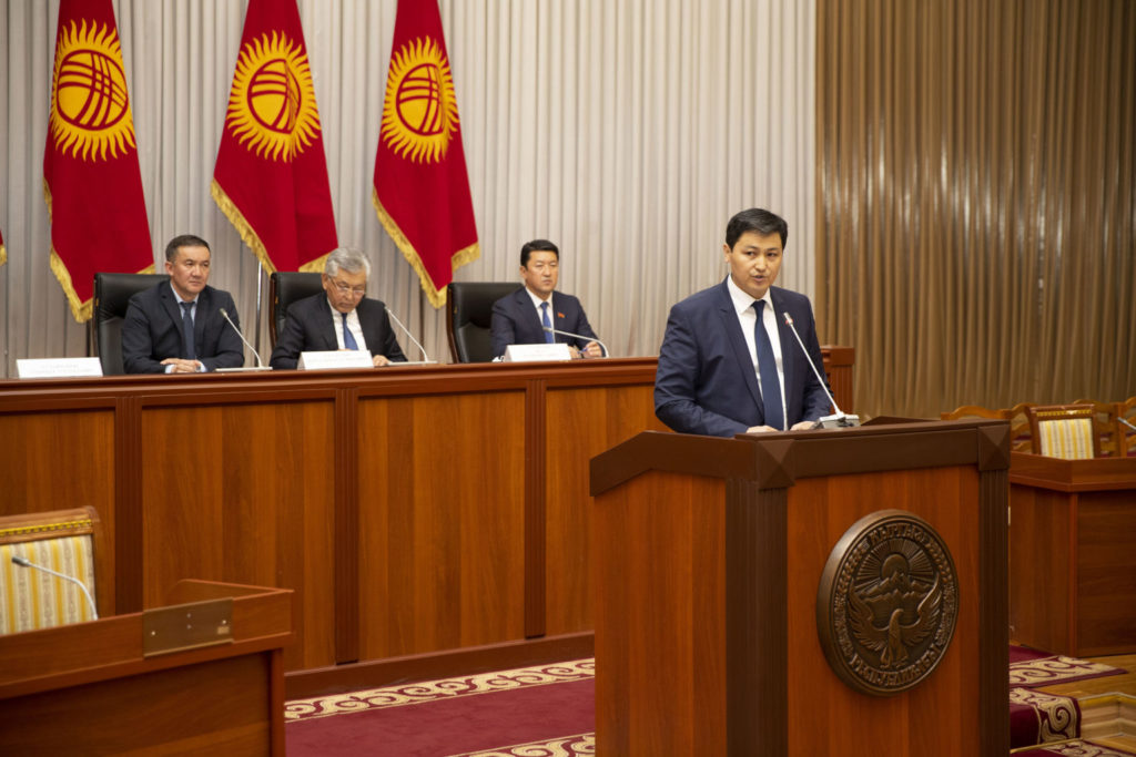 Kyrgyzstan's new prime minister Ulukbek Maripov addresses parliament