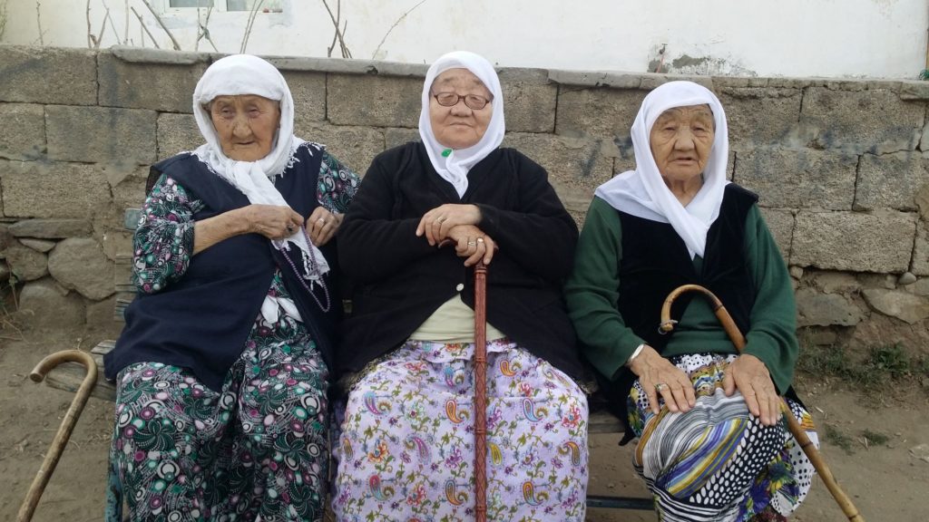 Three elderly Van Kyrgyz women.