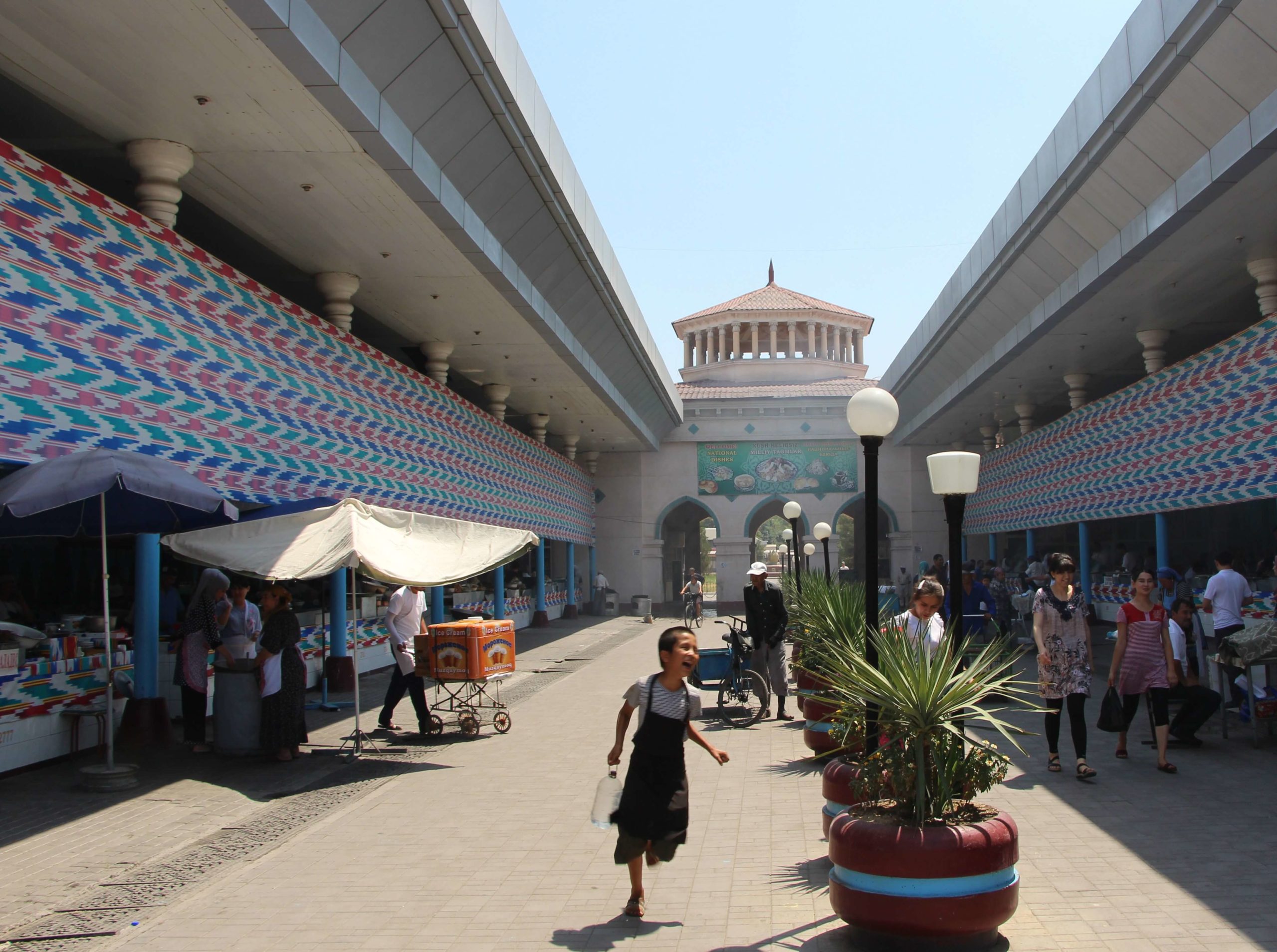 Plov Chorzu bazaar Tashkent Uzbekistan