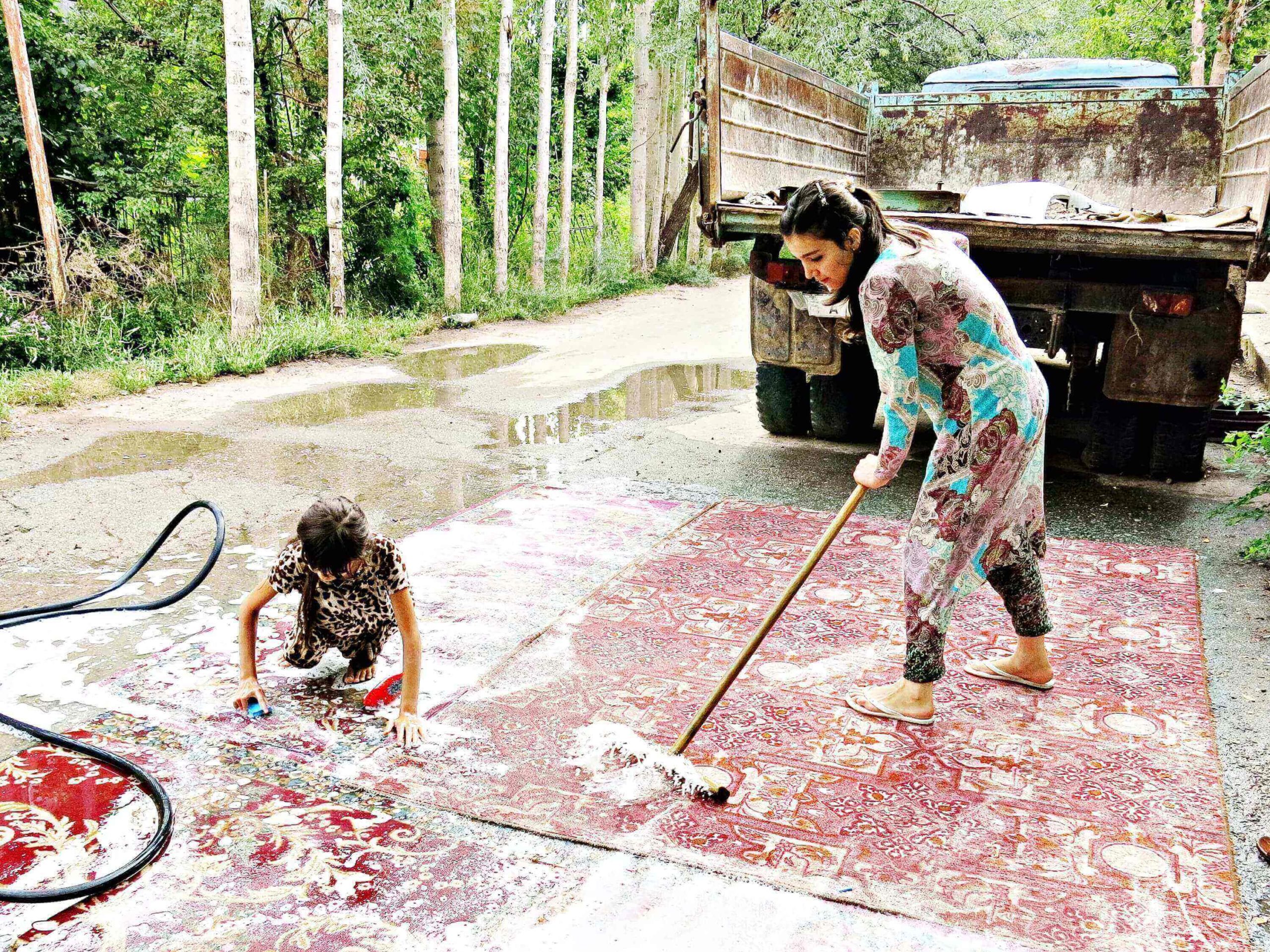 Carpet, Washing, Tajikistan, Khorugh, Photo of the day