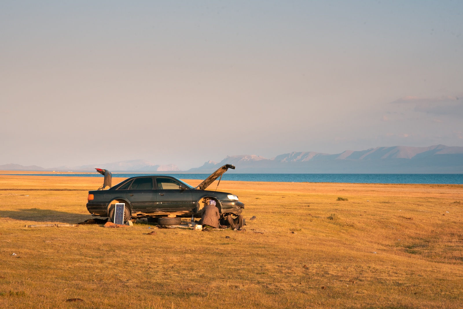 Song Kul, Kyrgyzstan, Lake, Breakdown, Car, Photo of the day