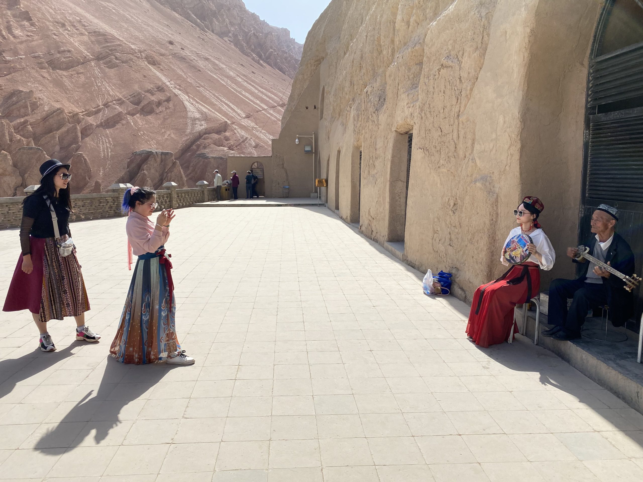 xinjiang chinese tourists