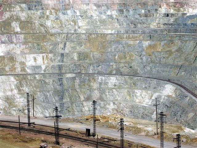 Kounrad Copper Mine, Kazakhstan. Vlad Shtelts (Stelz), CC BY-SA 3.0 , via Wikimedia Commons
