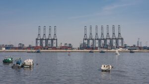 Karachi container port. Photo: A.Savin / Wikipedia, Free Art License.