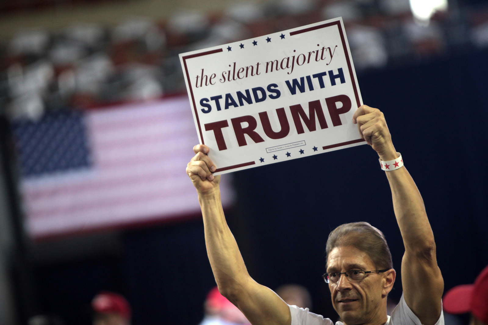 Un des supporters de Donald Trump : "La majorité silencieuse soutient Trump."