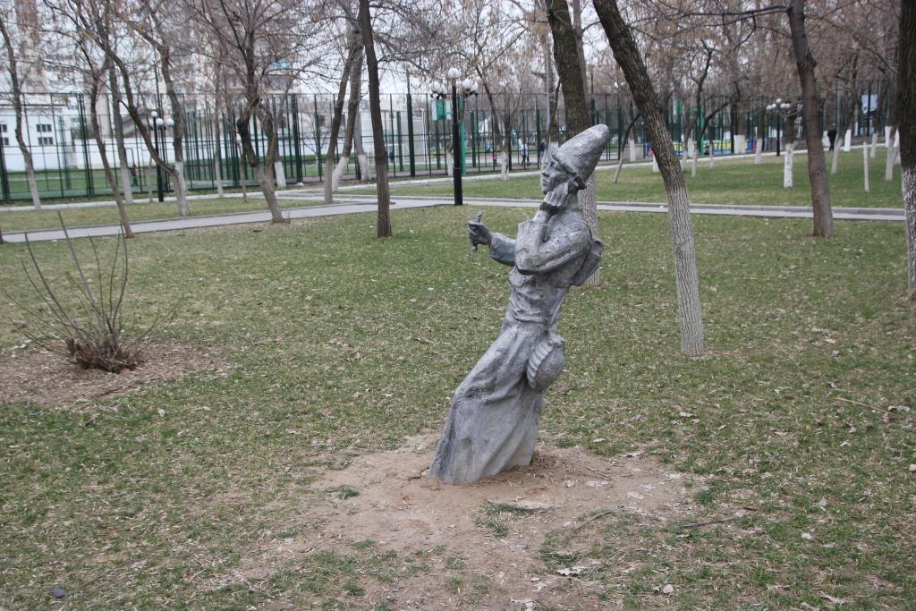 Nomade Téléphone Chimkent Kazakhstan Statue