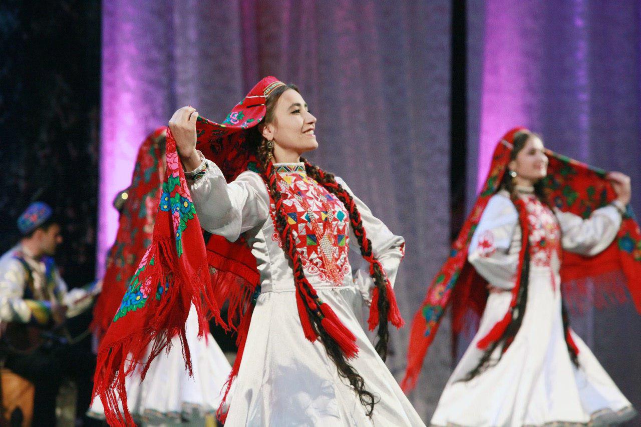 Indépendance Tadjikistan fête Danseuses