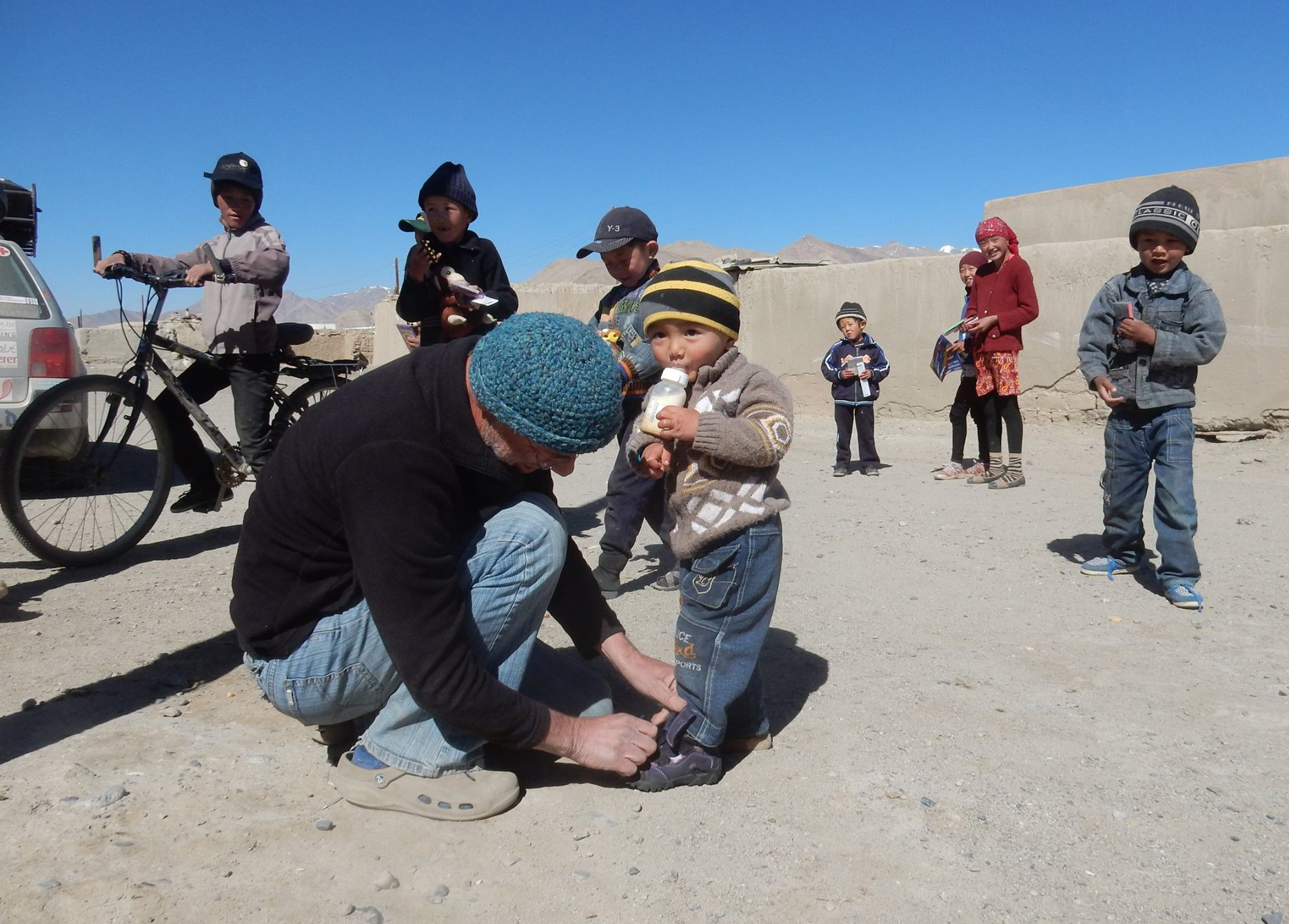 Dans le village d'Alichour, dans le Pamir tadjik Tadjikistan Dons Tajik Rally