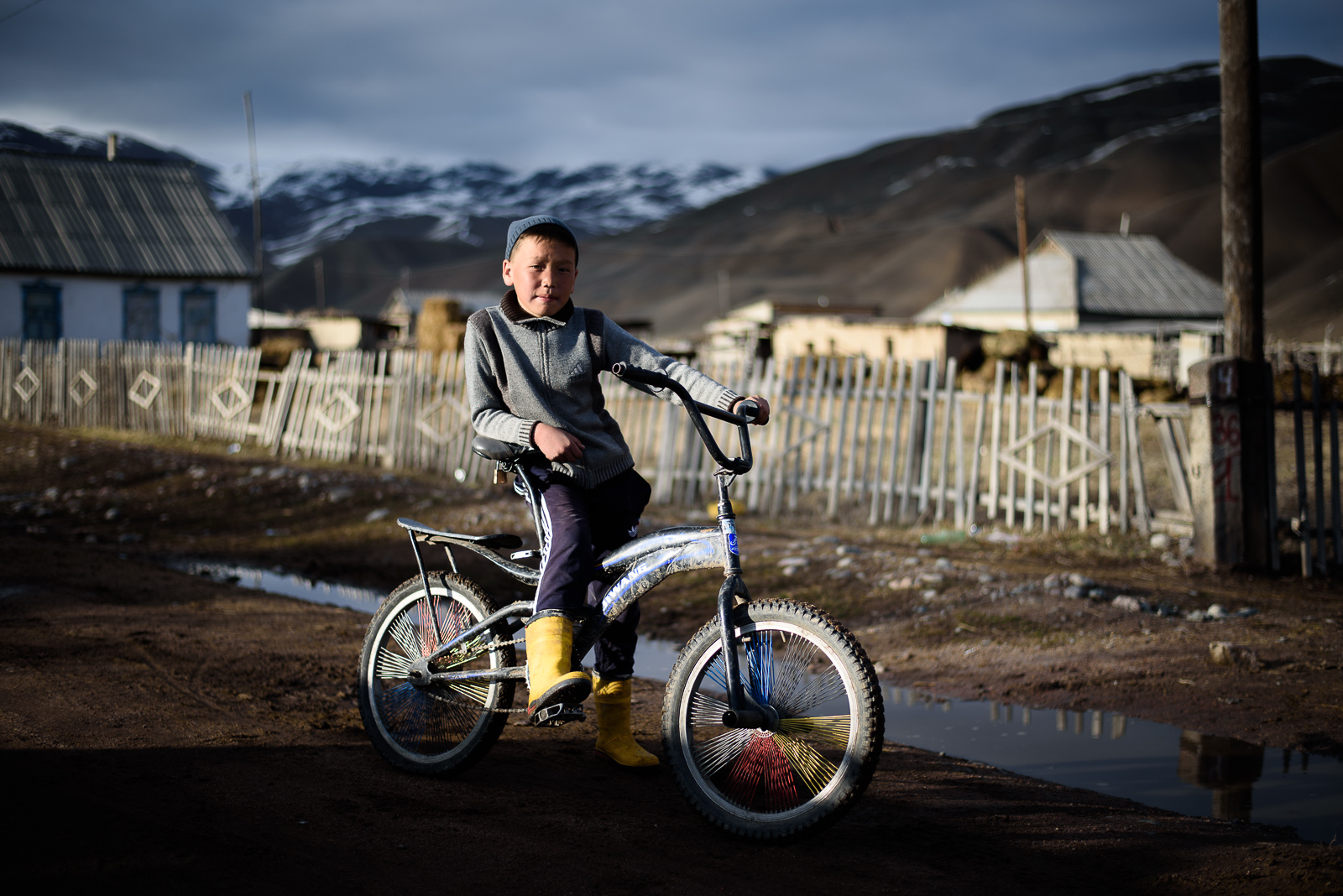 Nurlan à Kojomkul après une partie de football Kirghizstan sport village