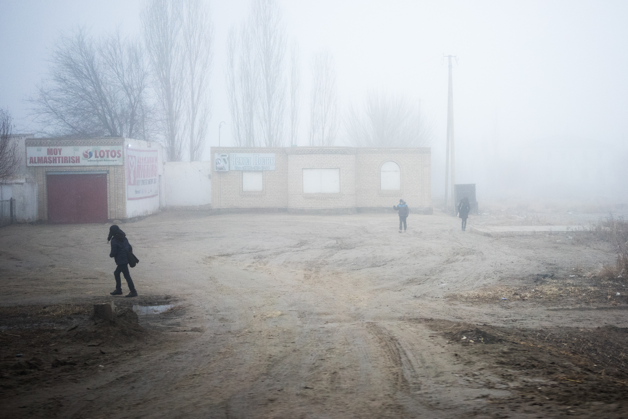 Noukous Ouzbékistan Brume Ecole