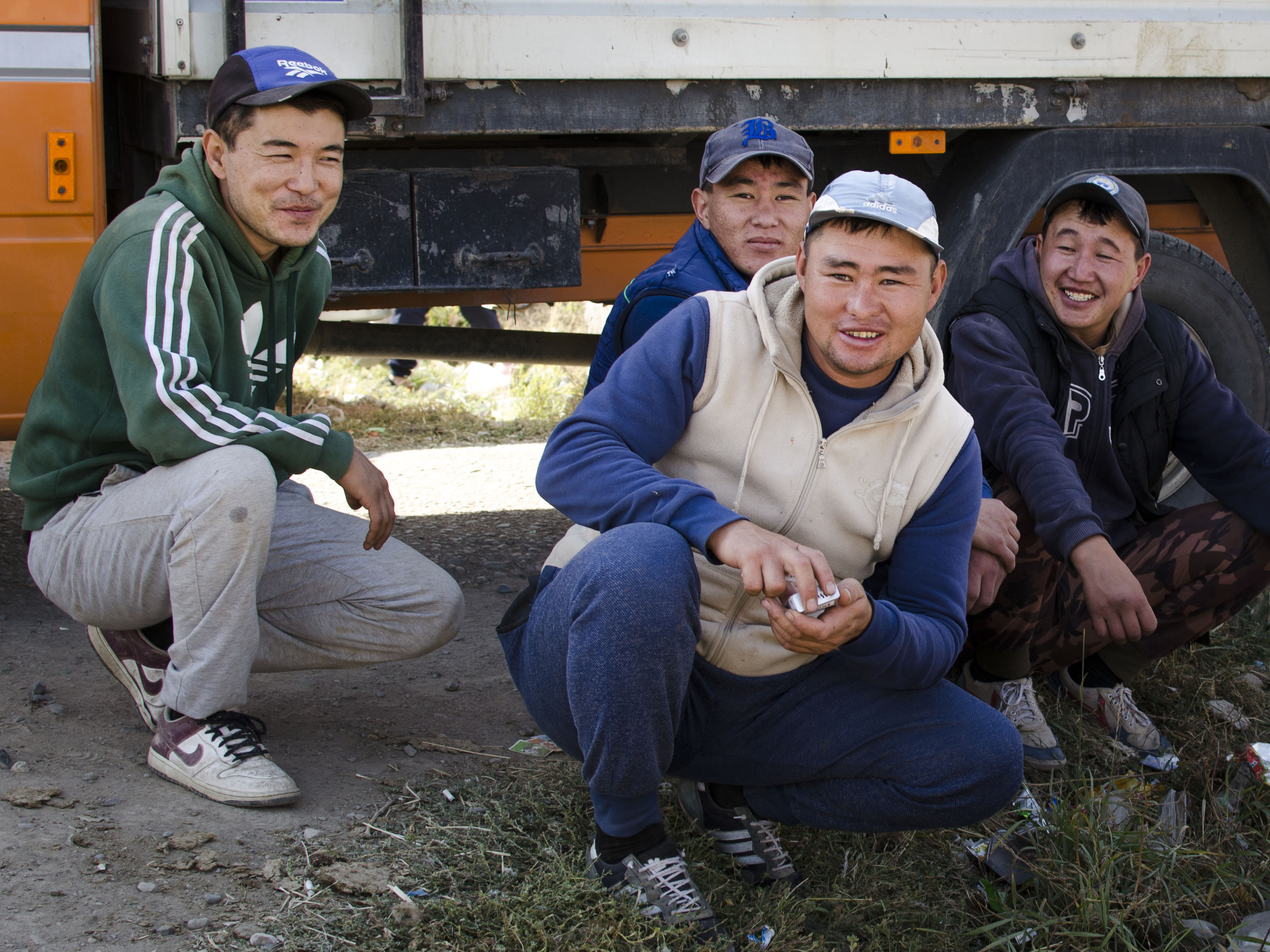 Kirghizstan Squat Kirghiz Coutume Asie centrale