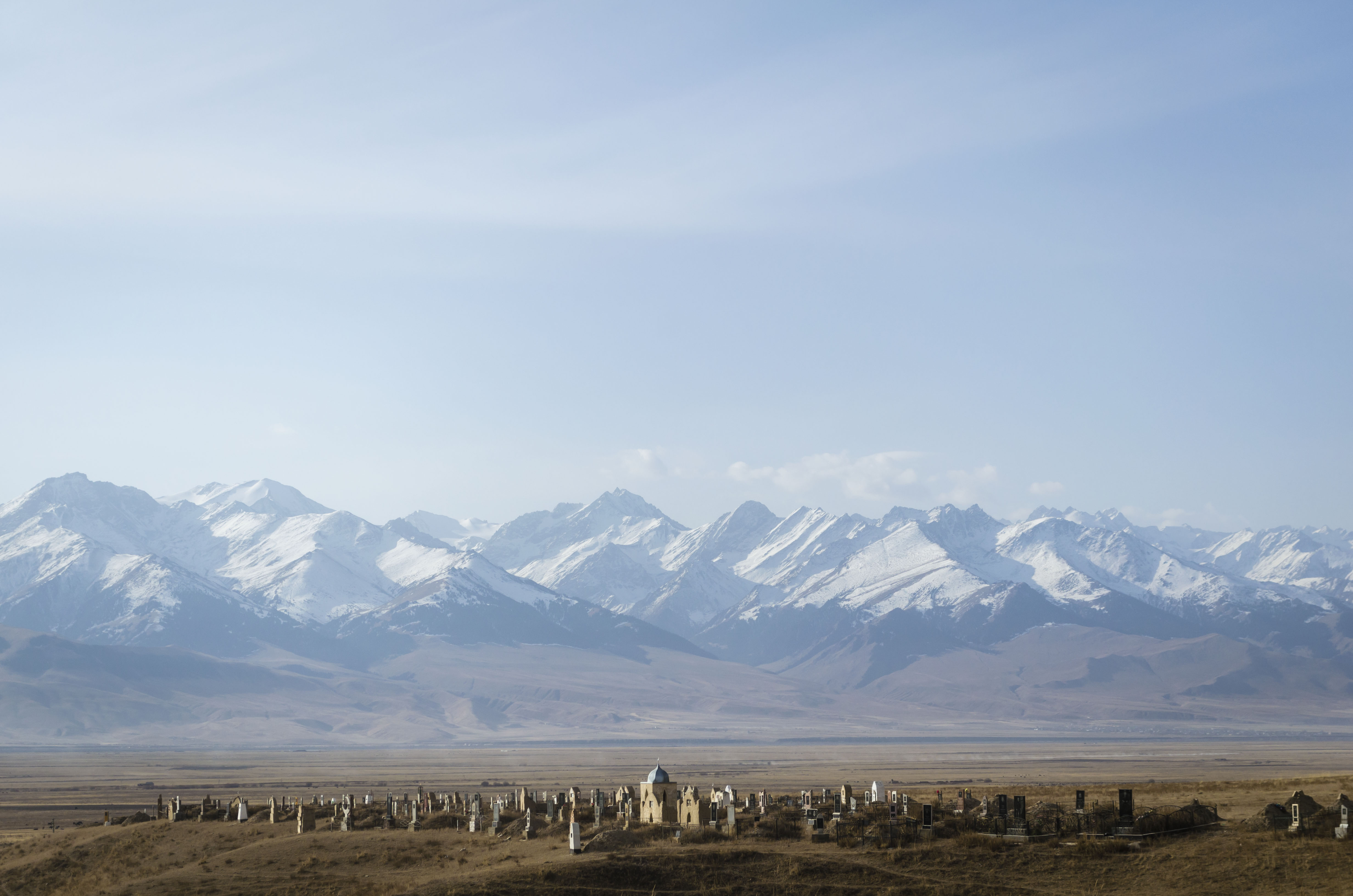 Kirghizstan Montagnes Cimetière Naryn