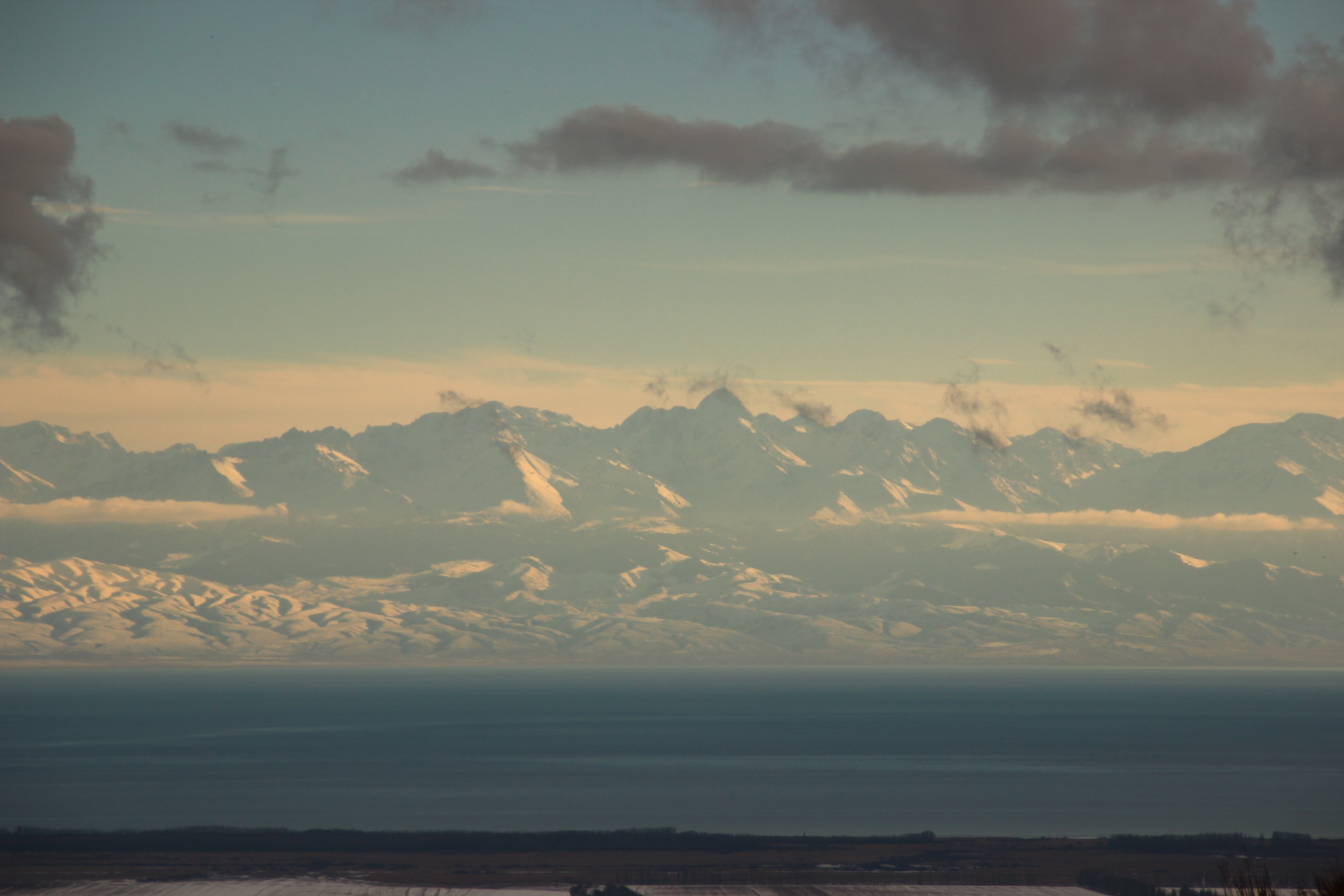 Issyk-Koul Kirghisztan Montagnes