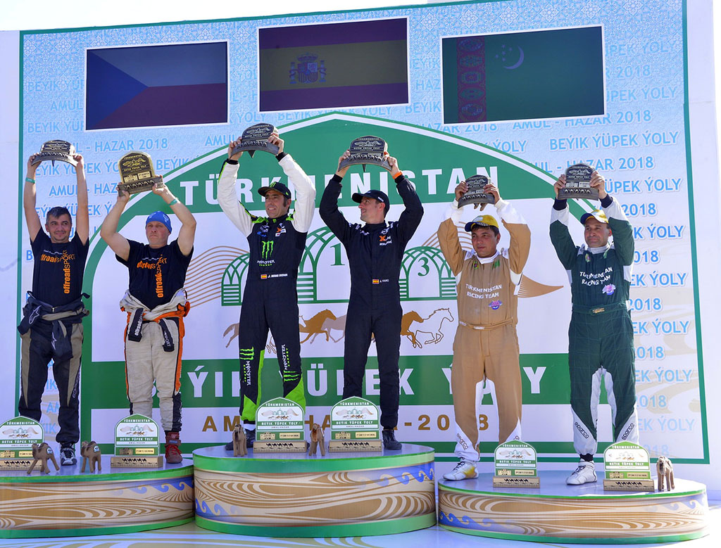 Turkmen Desert Race Rallye Amoul-Khazar Turkménistan Podium