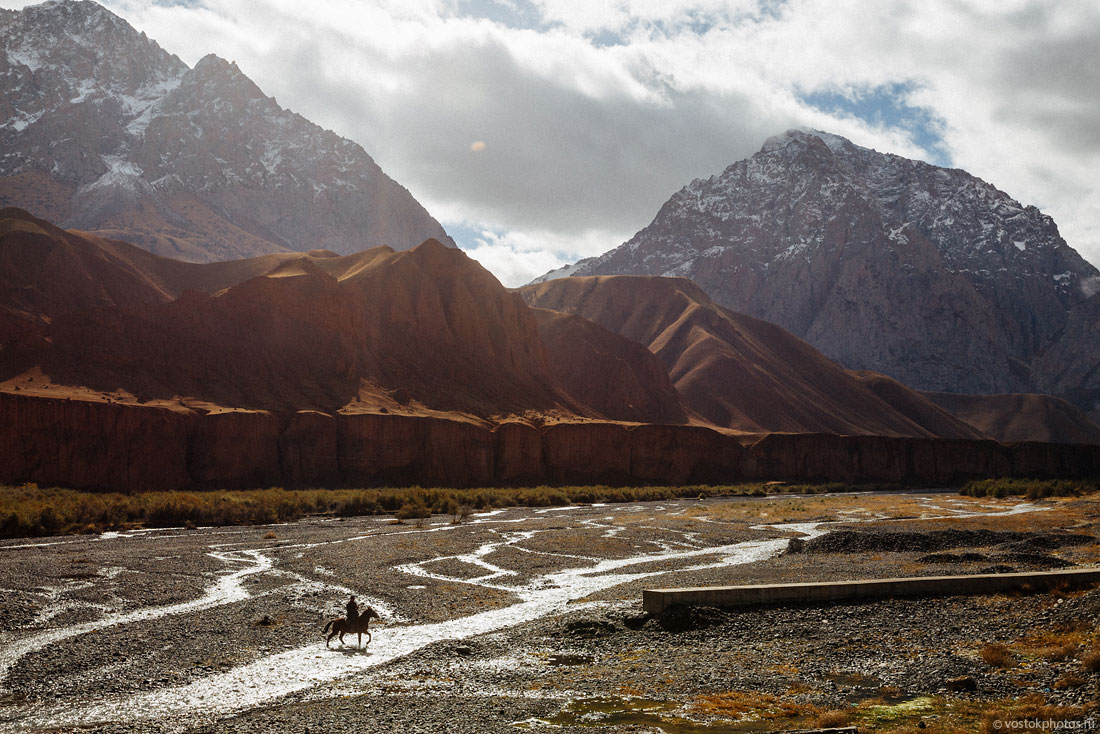 Kirghizstan Pamir Montagne Reportage Paysages Cavalier