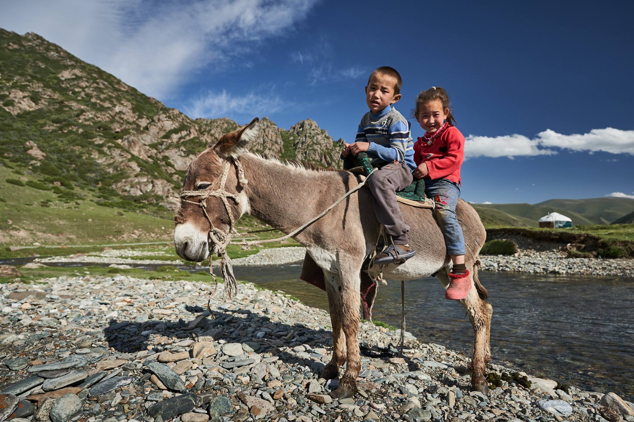 Âne cavalier Kirghizstan Photo du Jour