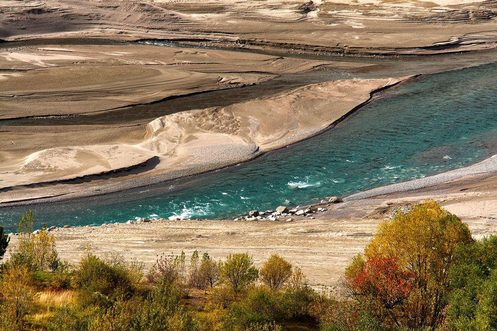 Tchatkal Ouzbékistan Rivière Photo du Jour