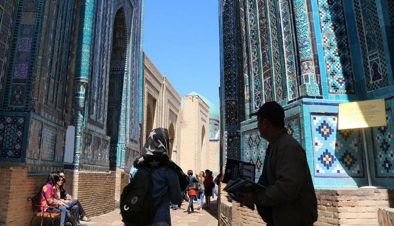 Photo Samarcande Ouzbekistan touristes