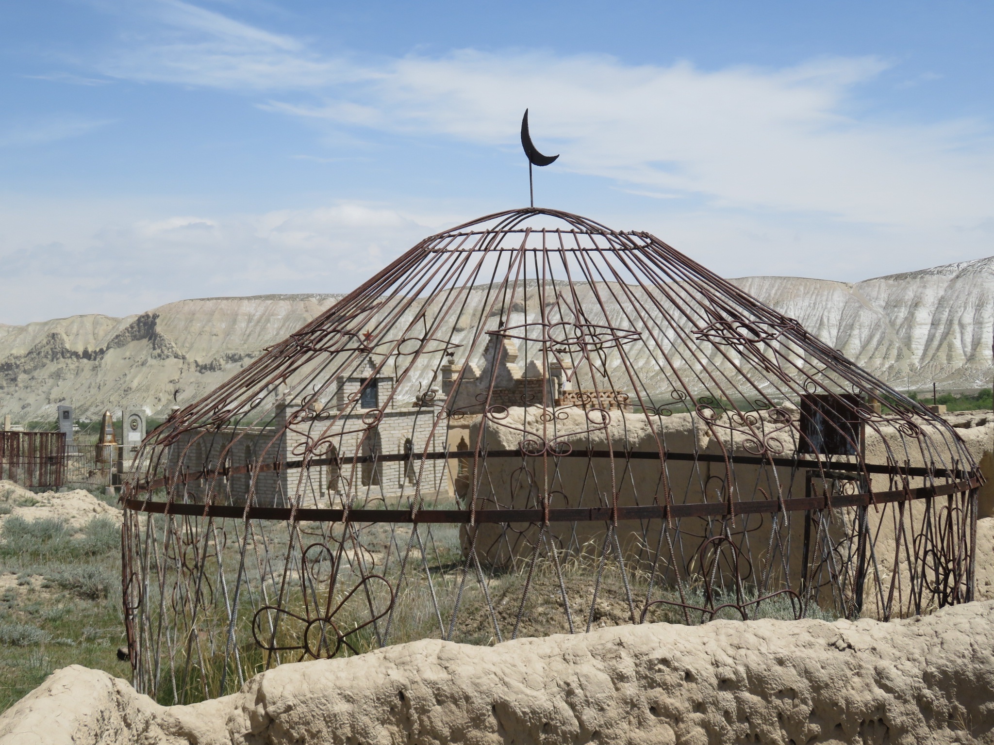 Yourte Kirghizstan Cimetière