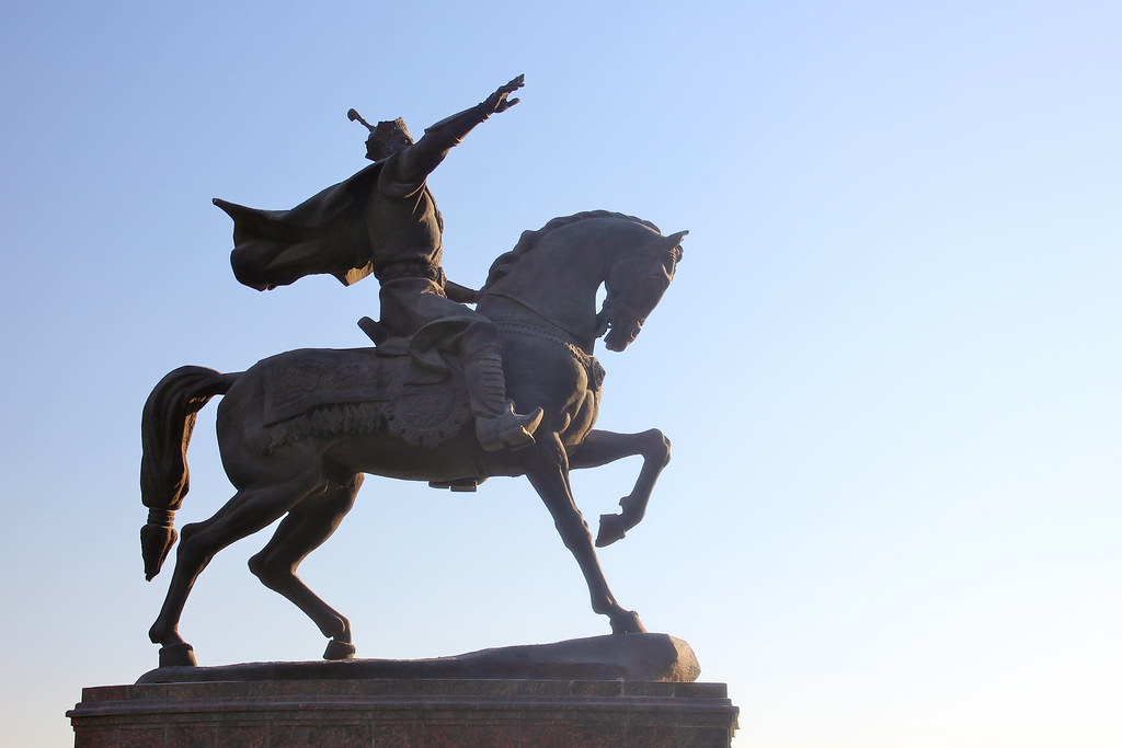 Statue de Tamerlan à Tachkent en Ouzbékistan