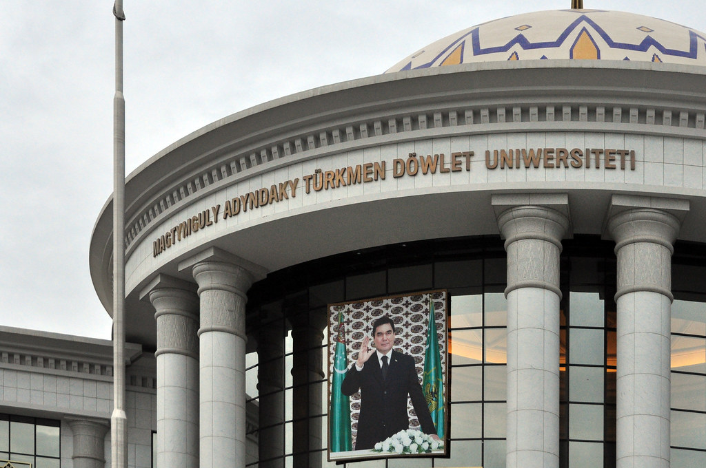 Berdimouhamedov Université Achgabat Turkmenistan