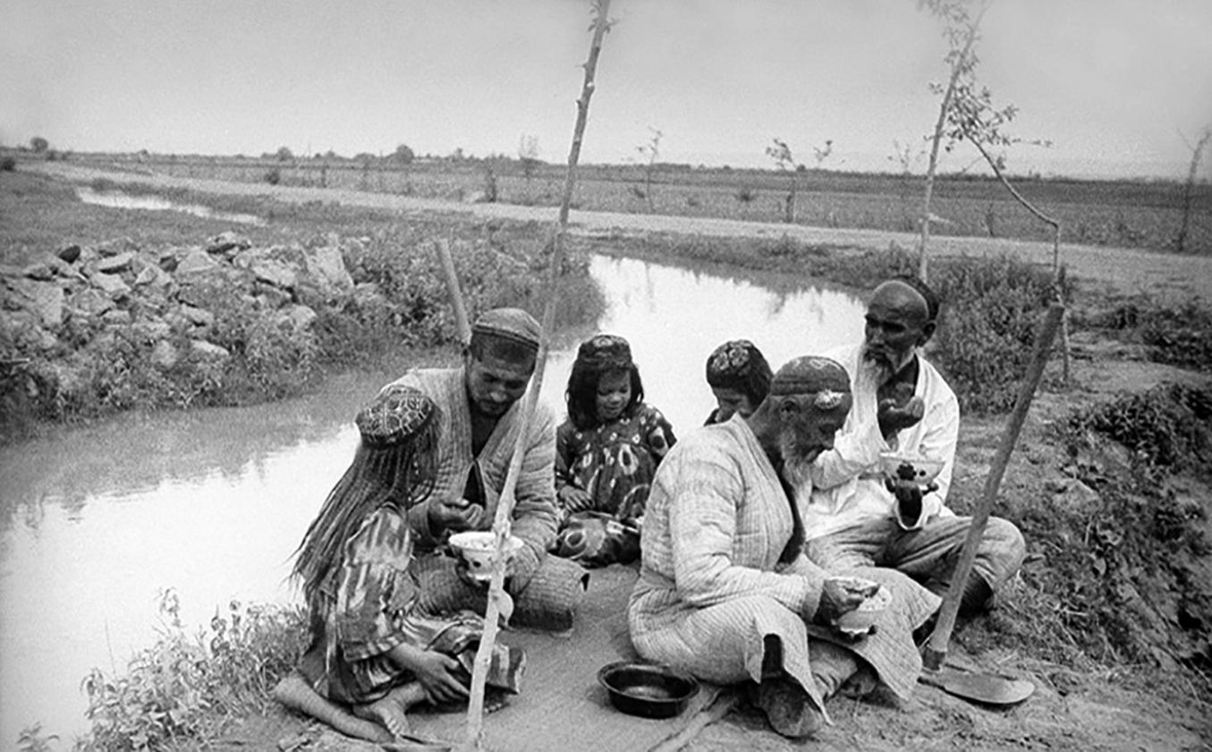 Famine Ouzbékistan 1933 URSS Collectivisation Histoire