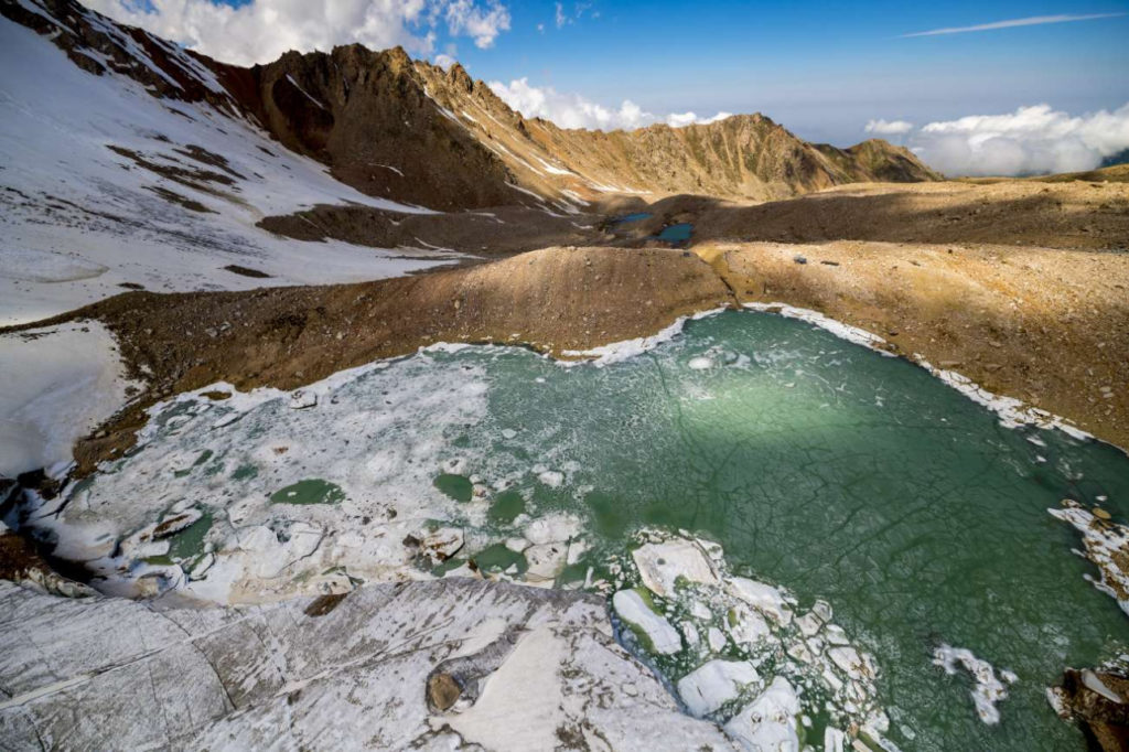 Kazakhstan Environnement Lac Bartogaï Moraine