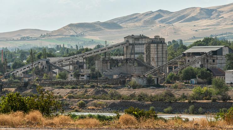 Ouzbékistan Bostanlyk Tourisme Economie