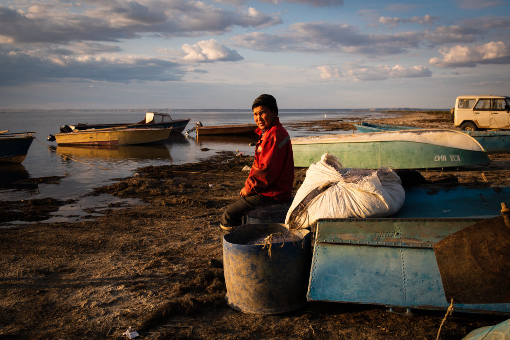 Aralsk mer d'Aral Kazakhstan Environnement Disparition Tastubek Pêcheur