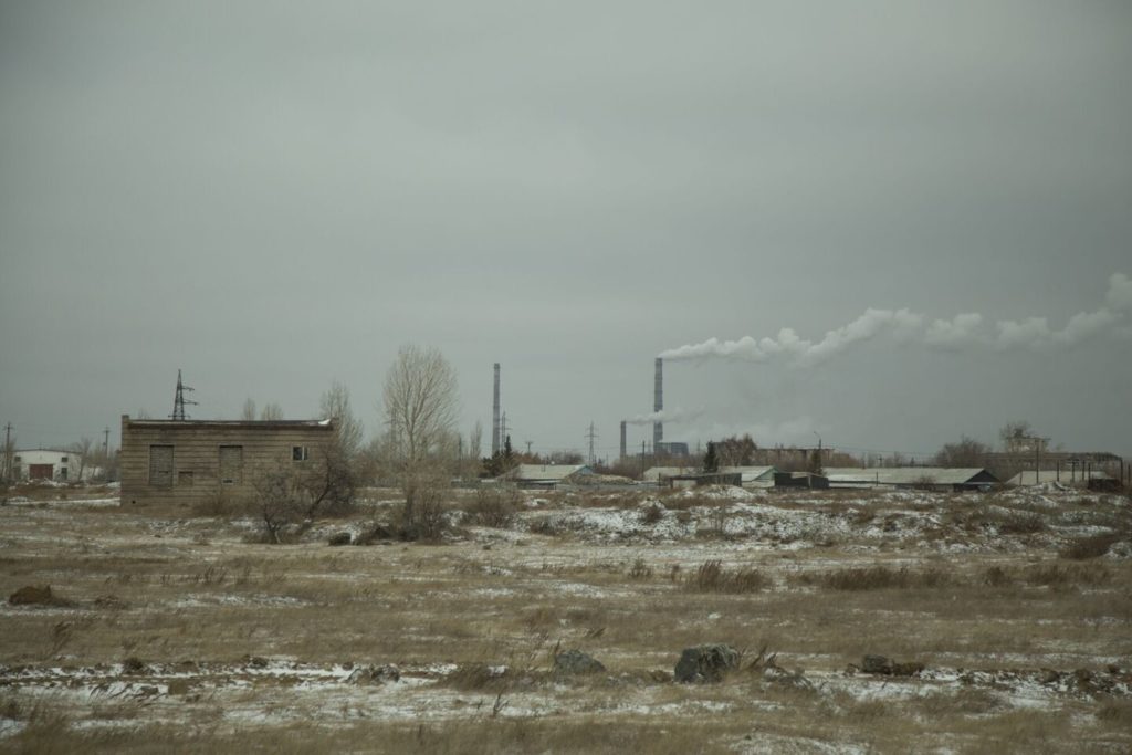 Kazakhstan Aksou Or Environnement Société