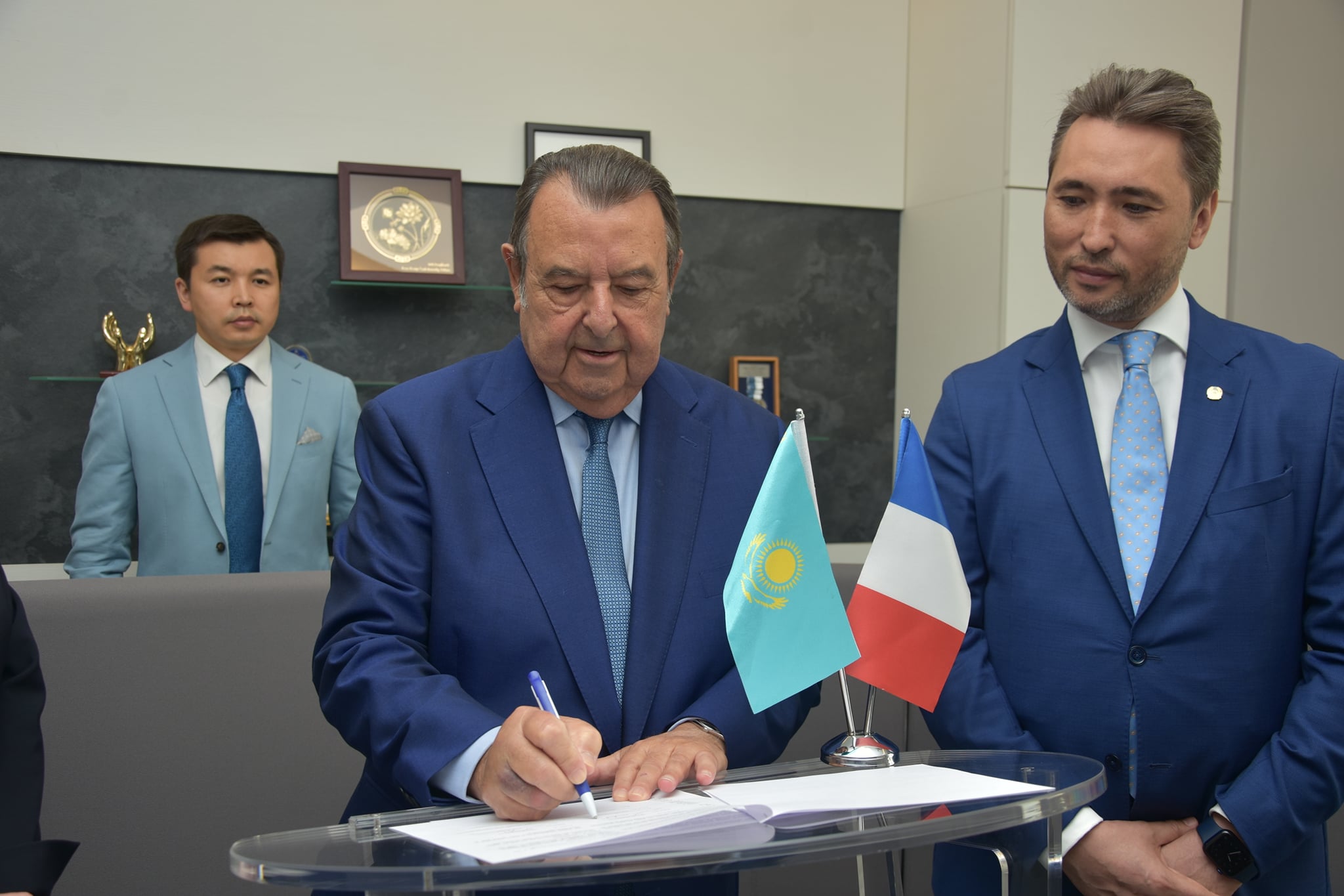 Vatel Kazakhstan Accord Jean Galiev Alain Sebban