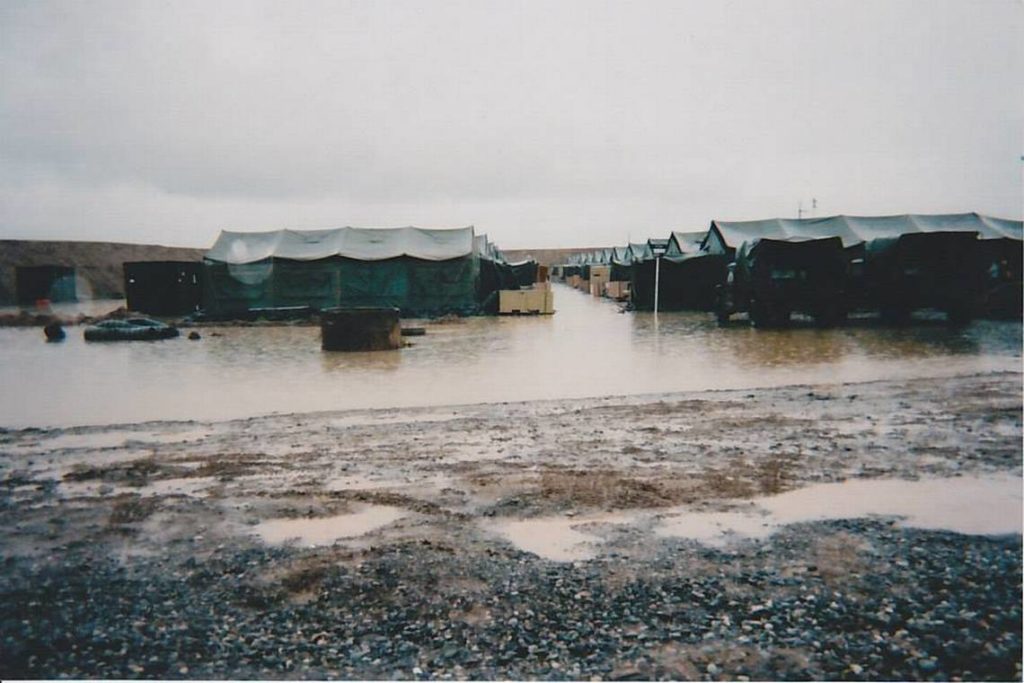 Base Militaire Karchi-Khanabad Ouzbékistan Pluie Inondation