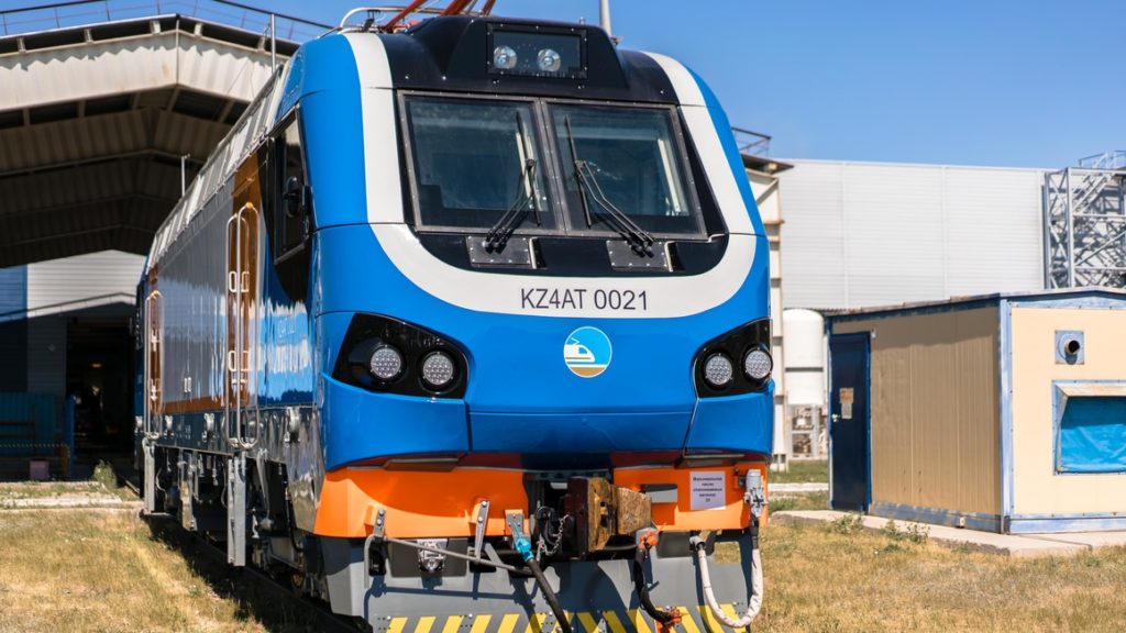 Kazakhstan Alstom Train Locomotive Voyageurs