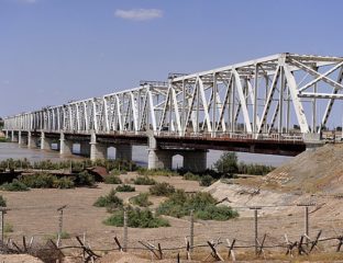 Pont Afghanistan Ouzbekistan Frontière